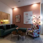 Eden شقة كالاماتا